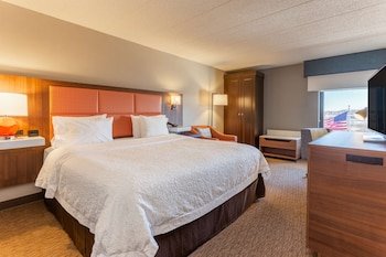 Hampton Inn Madison East Towne Mall Area