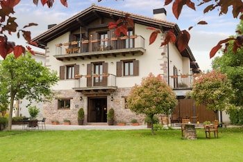 Hotel Iribarnia, The Originals Relais