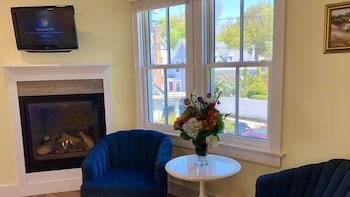 Admirals Landing Bed & Breakfast