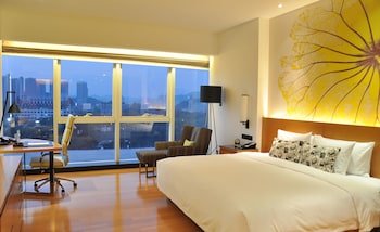 Tonino Lamborghini Hotel Huangshi Cihu