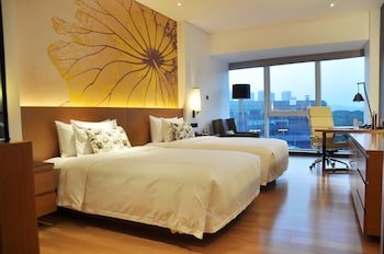 Tonino Lamborghini Hotel Huangshi Cihu