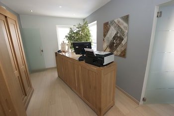 Hotel Piano 2