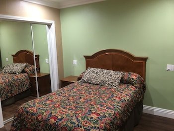 American Inn & Suites LAX Airport