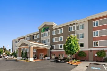 Holiday Inn Express Hotel & Suites Sumner