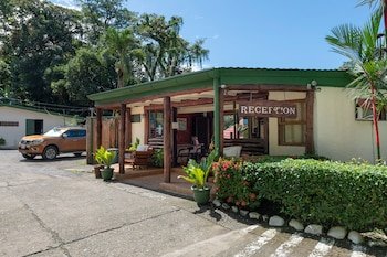 Tabulia Tree Hotel & Villas