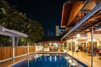 Grand Coastal Hotel