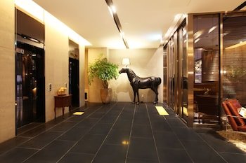 Vine Hotel
