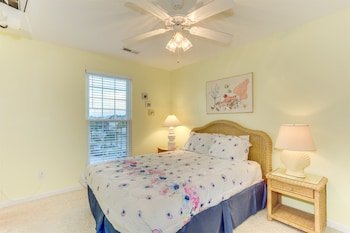Surfside Beach Oceanfront Hotel