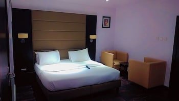 Axor Hotels & Suites