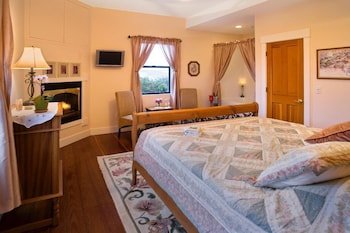 Flora Vista Inn