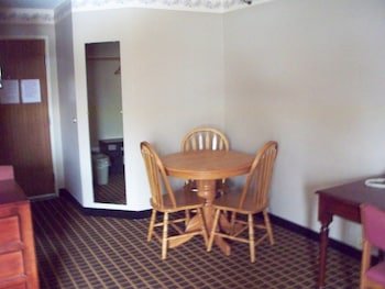 Country Inn Deerwood
