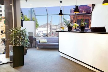 Metro Apartments on Darling Harbour