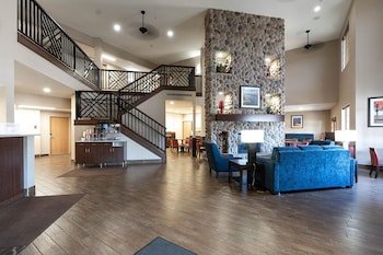 Comfort Suites Rapid River Lodge