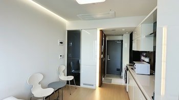 Shine Hotel