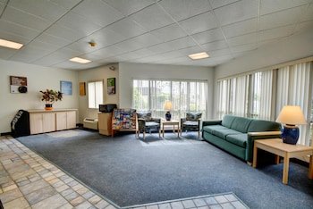 Motel 6 Warwick RI-Providence Airport-I-95