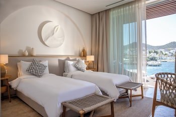 Yalikavak Marina Hotel by Social Living Collection