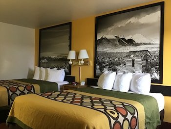 Super 8 by Wyndham Elko