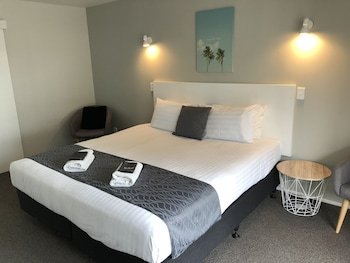 Half Moon Bay Marina Motel