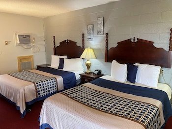 Knights Inn Fairview