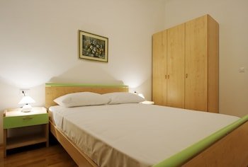 Pharia Aparthotel