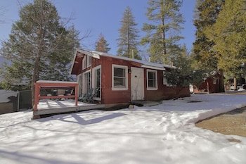 Silver Pines Lodge
