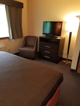 AmericInn by Wyndham Menomonie