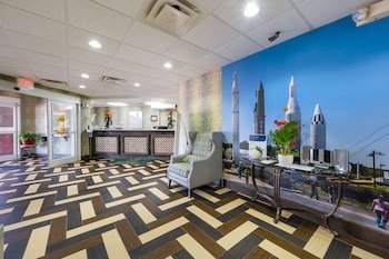 Quality Inn & Suites Huntsville Research Park Area