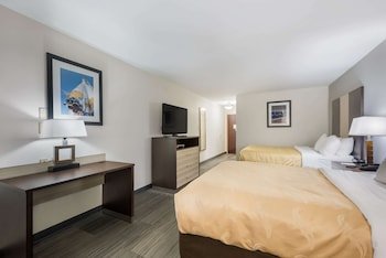 Quality Inn & Suites Huntsville Research Park Area