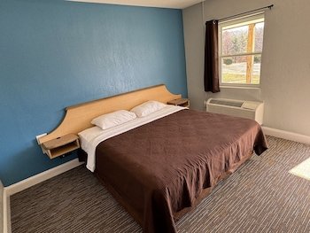 Budget Inn
