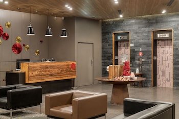 Hotel j Metropolis