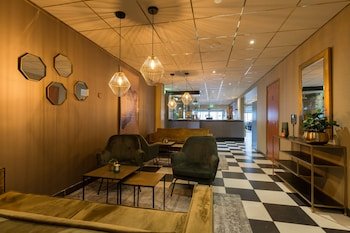 New West Inn
