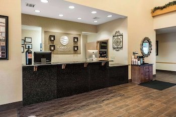 Comfort Inn & Suites