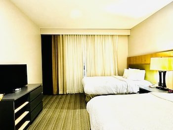 Howard Johnson by Wyndham Murfreesboro