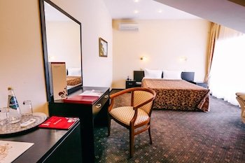 Imperial Club Deluxe