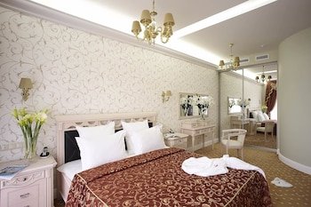 Imperial Club Deluxe