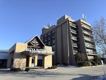 Riviera Plaza & Conference Centre