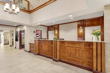 Best Western Plus River Escape Inn & Suites