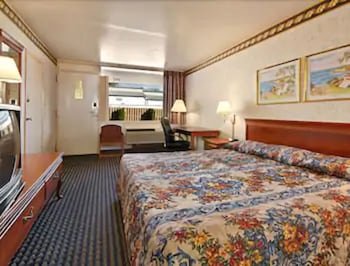 Ramada by Wyndham Baltimore West