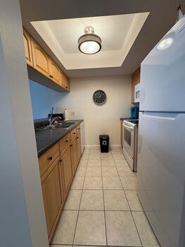 Estero Yacht & Racquet