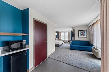 Holiday Inn Express Hotel & Suites Austin Sunset Valley