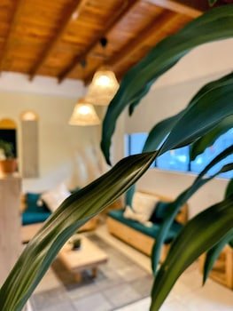 Luum Guest House