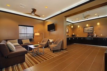 Best Western Plus Seawall Inn & Suites by the Beach