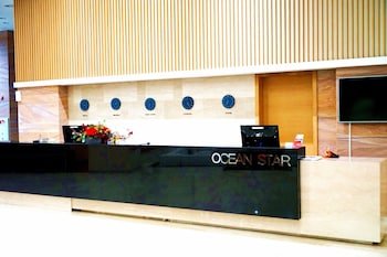 Phoenix Island Ocean Star Resort