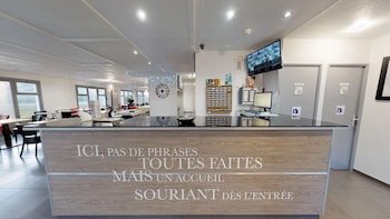 Hôtel Kyriad Fontenay Tresigny