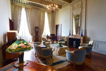 Chateau De Paraza