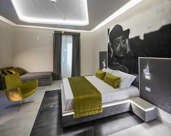 Via Veneto Luxury Suites