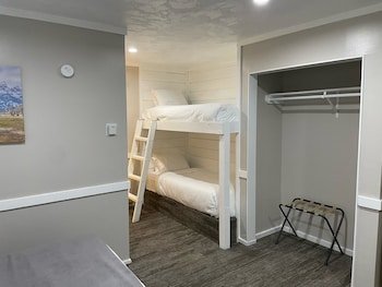 Pony Express Motel