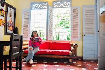 Aluna Casa y Cafe