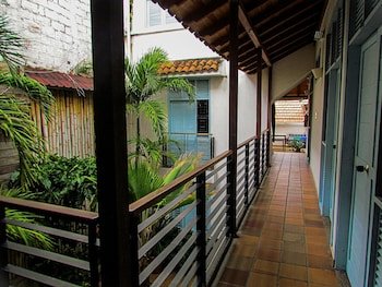 Aluna Casa y Cafe
