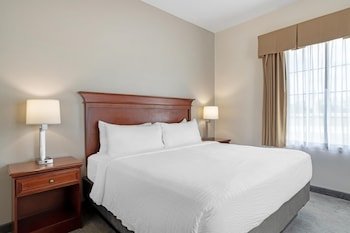 Best Western Plus Executive Hotel & Suites
